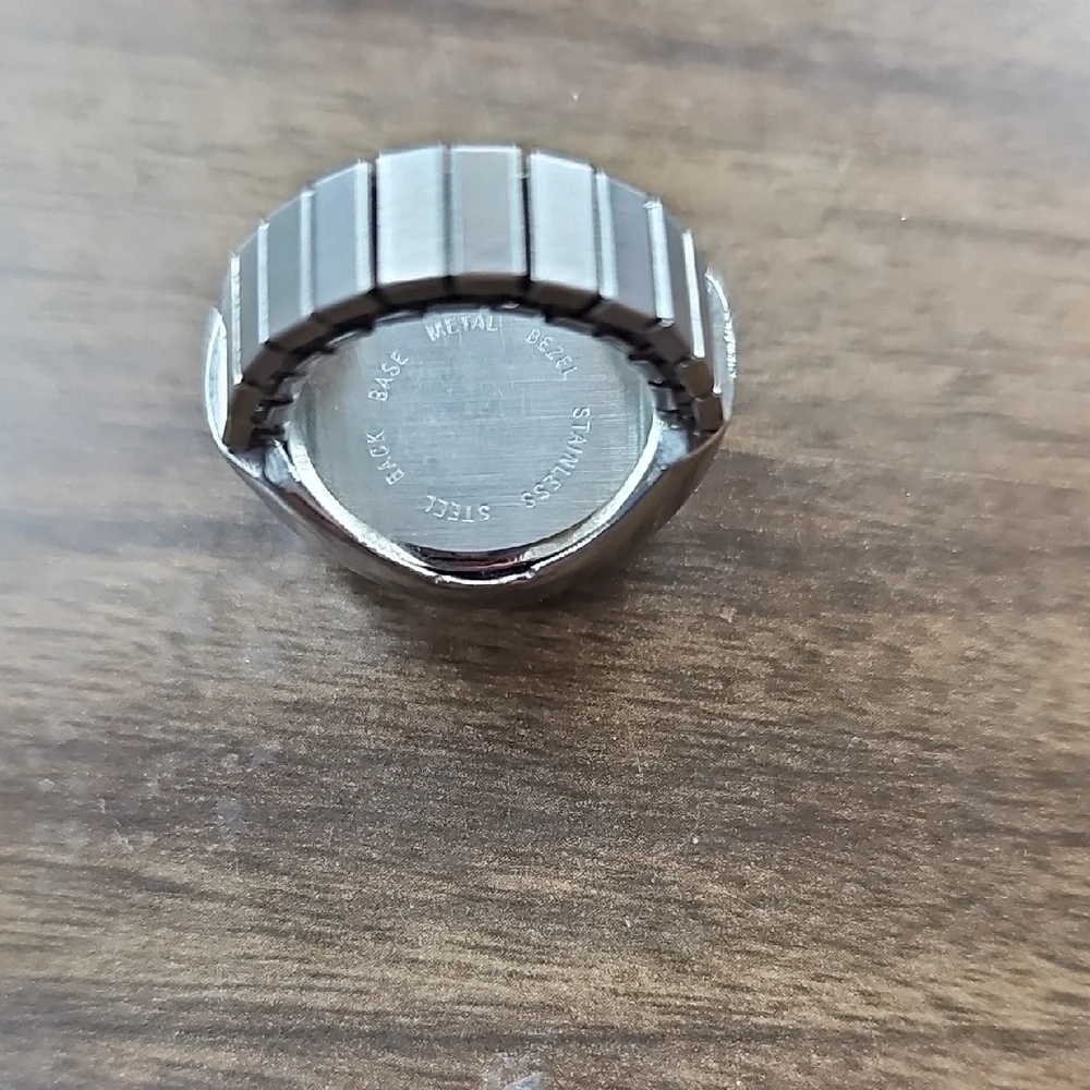 Vintage Watch Ring Collezio Stretch Silver Quartz Women Men GREAT SHAPE